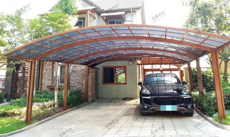 家用汽車(chē)停車(chē)棚.jpg